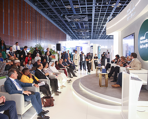  “دبي الإنسانية” تختتم الاجتماع العالمي ومؤتمرها في ديهاد برؤية جريئة لمستقبل العمل الإنساني